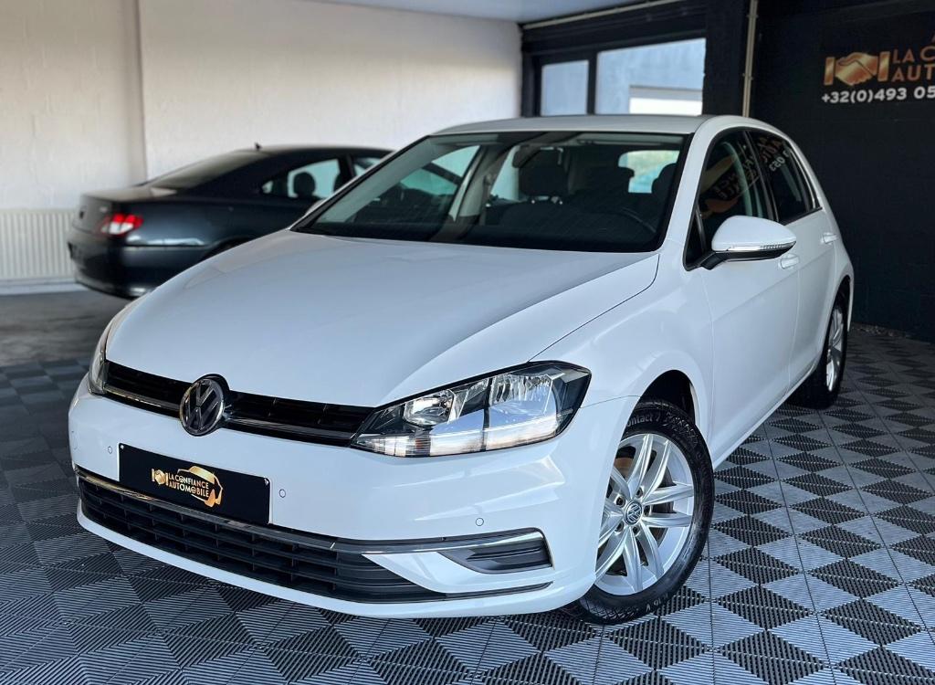 Volkswagen Golf 1.0TSI 1e eigenaarsgarantie 12 maanden, Auto's, Voorwielaandrijving, Stof, Wit, 5 deurs