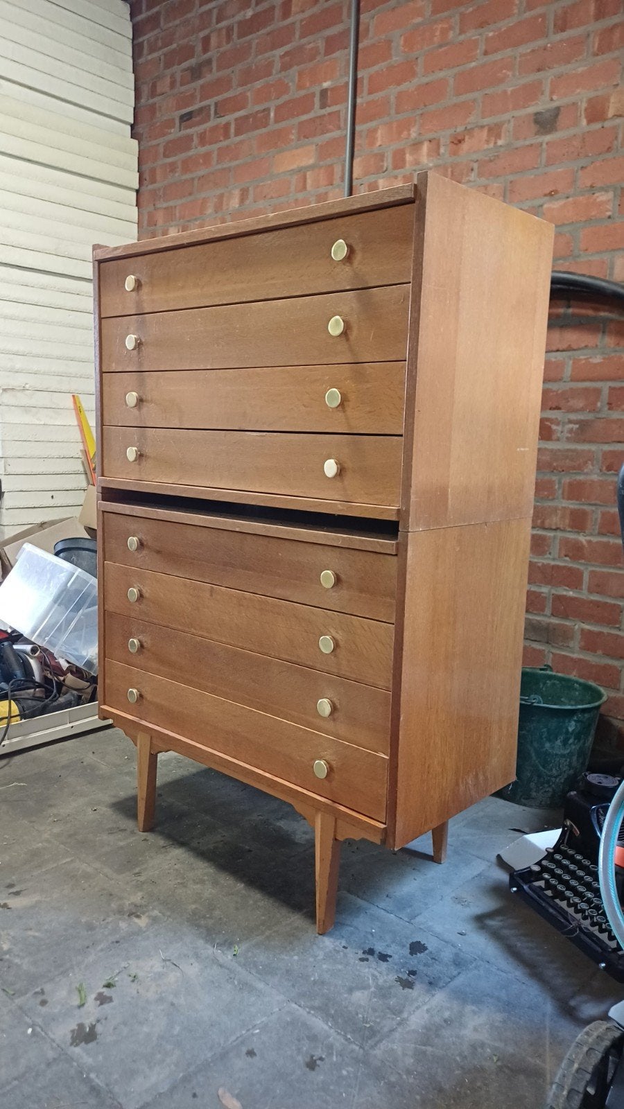 Tiroirs d'armoire : 2 x 4 tiroirs, Enlèvement
