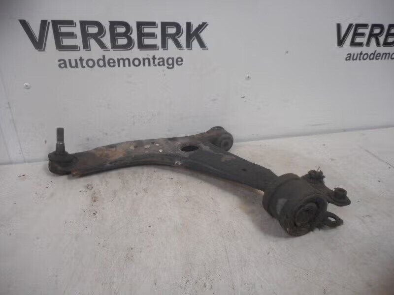 DRAAGARM LINKS VOOR Ford Focus 2 (01-2004/09-2012), Enlèvement ou Envoi, Henry-Ford-Straße 1 50735 Köln, DE, Ford-Werke GmbH, Kunden@ford.com