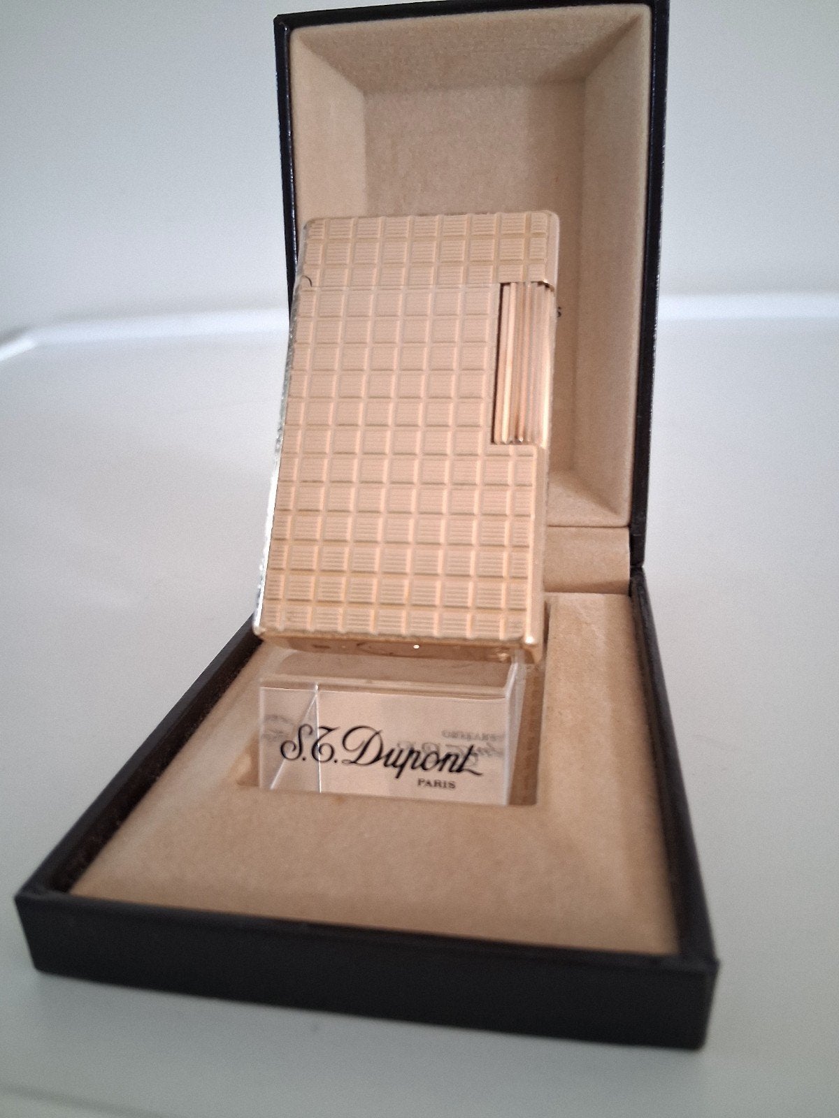 Briquet Dupont L1, modèle 20U, plaqué or 18 carats, Enlèvement ou Envoi, Utilisé, Briquet