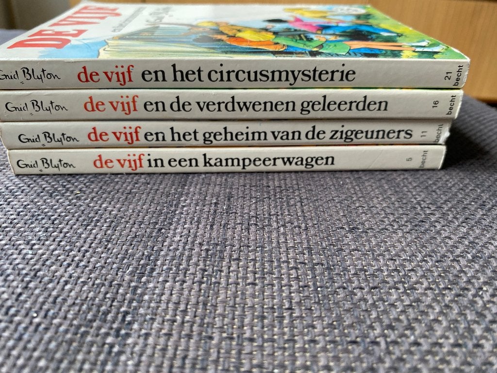 Jeugdboek: de vijf, Boeken, Fictie, Enid Blyton, Ophalen, Gelezen