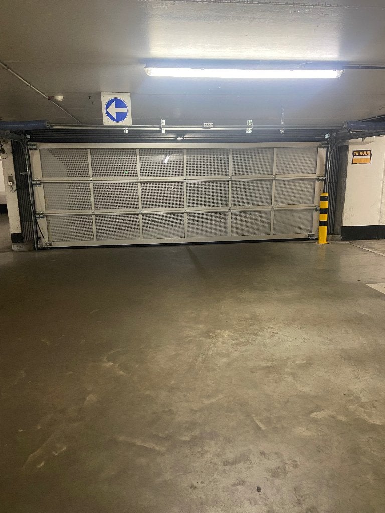 staanplaats / parking Antwerpen 2000, Immo