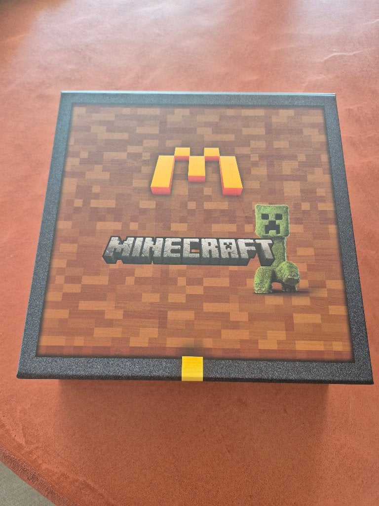 Mcdonalds minecraft box, Ophalen, Zo goed als nieuw