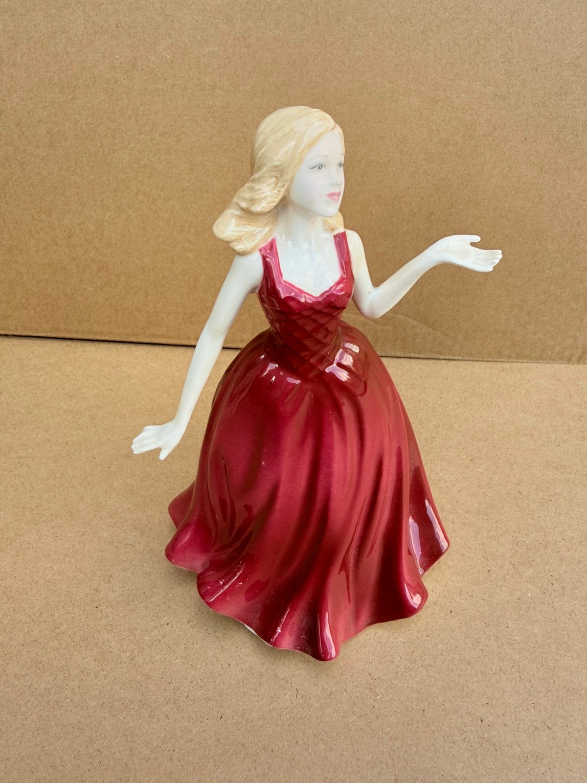 Figurine royal doulton, Antiek en Kunst, Ophalen of Verzenden