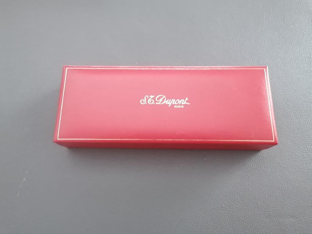 Stylo plume ST Dupont, Collections, Stylos, Autres marques, Enlèvement ou Envoi, Avec boîte, Stylo