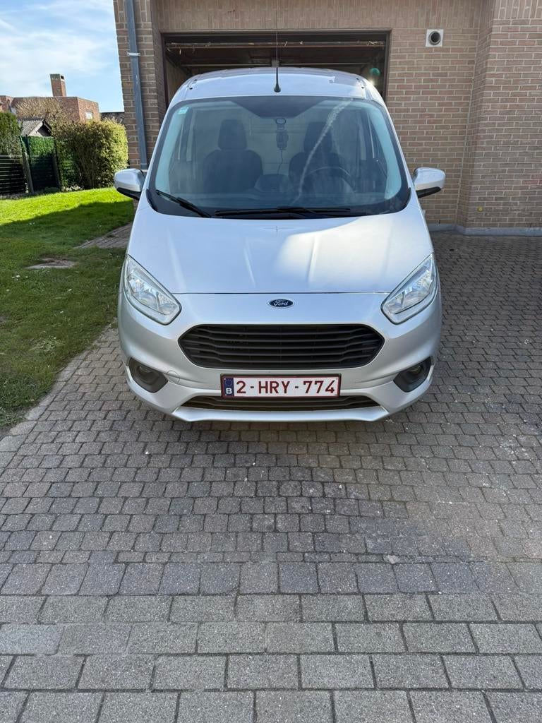 Ford transit courier, Auto's, Ford, 4 deurs, Overige bekleding, Handgeschakeld, Particulier