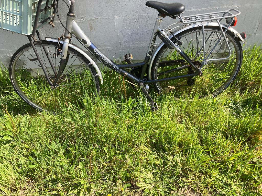 Damesfiets, Enlèvement, Utilisé