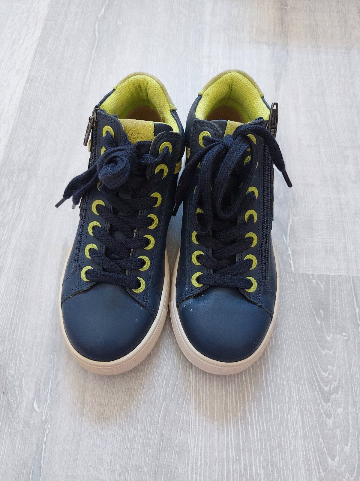 Schoenen Kickers maat 31, nooit gedragen, Kinderen en Baby's, Ophalen, Kickers, Schoenen, Nieuw