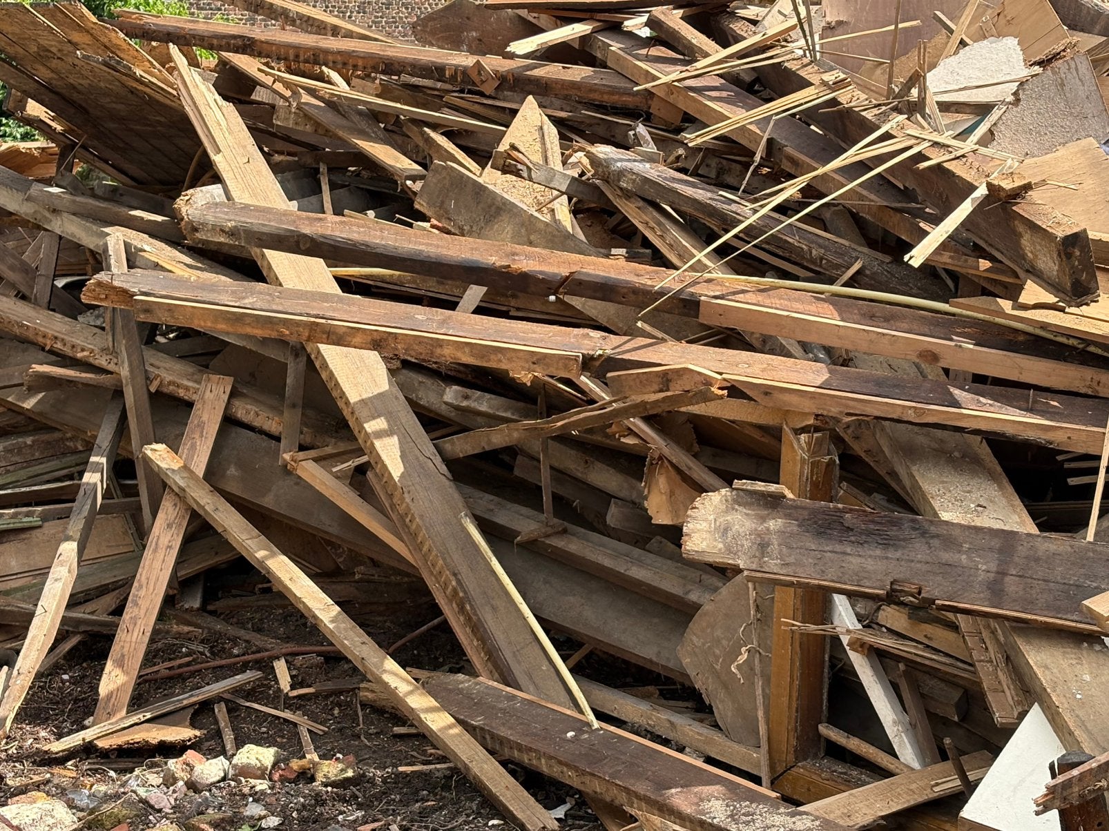Gratuis bois à donner, Jardin & Terrasse, Bois de chauffage, Enlèvement