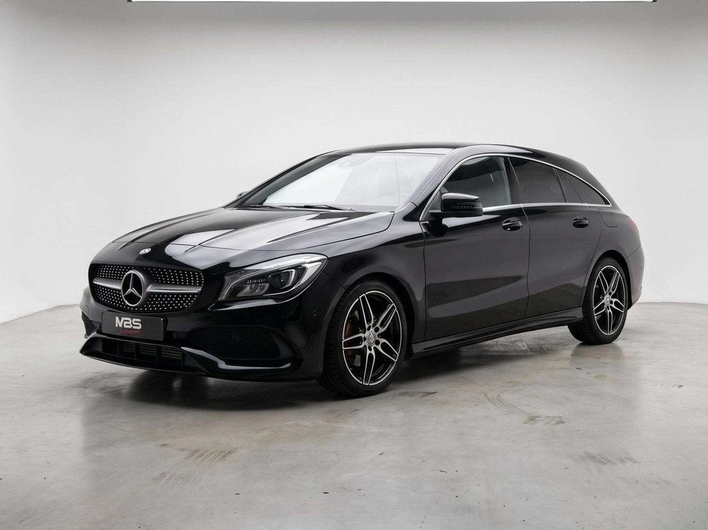 Mercedes-Benz CLA-Klasse 200 * AUTO* CAMERA* XENON* NAVI* RA, CLA, Gebruikt, 4 cilinders, Zwart