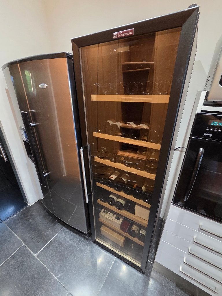 Armoire vin, Enlèvement