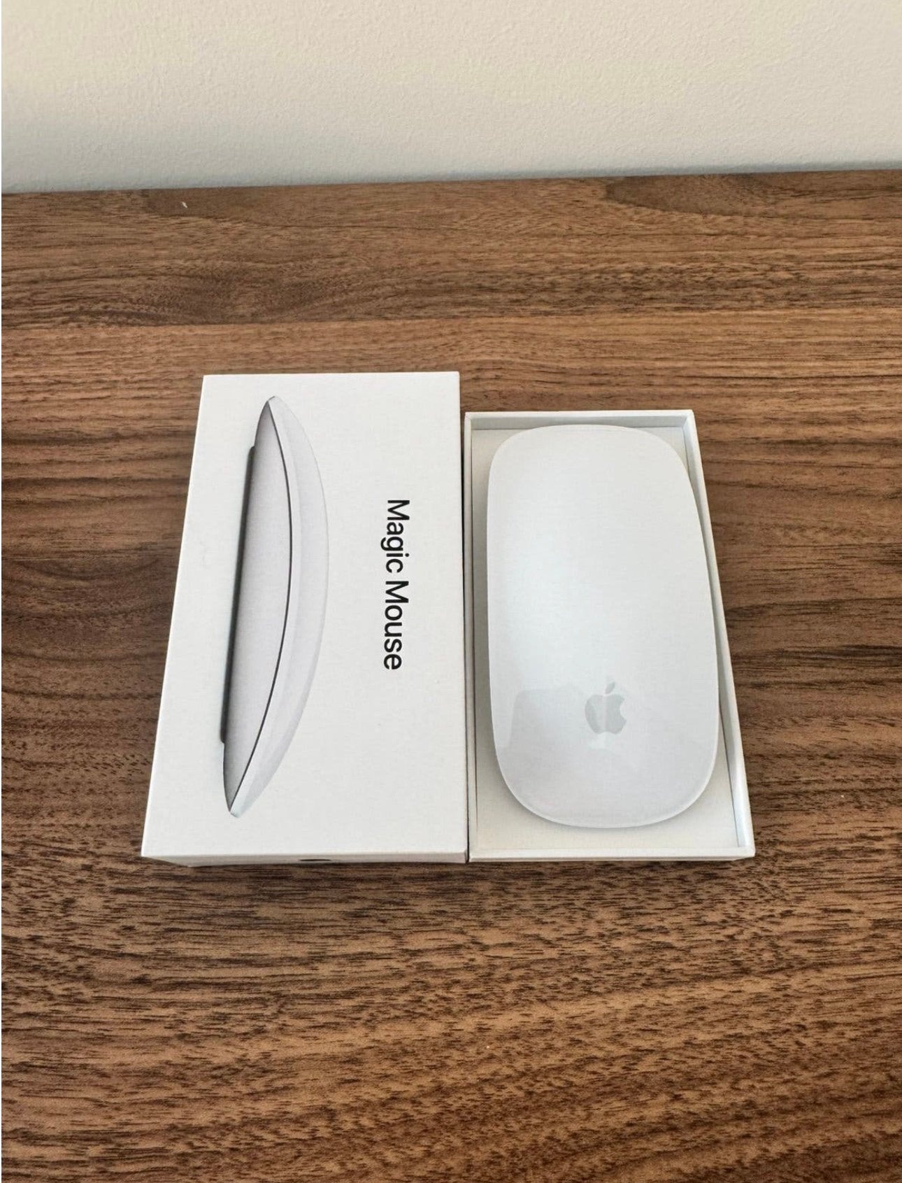 Apple Magic Mouse (blanche), Enlèvement ou Envoi, Comme neuf, Sans fil, Souris