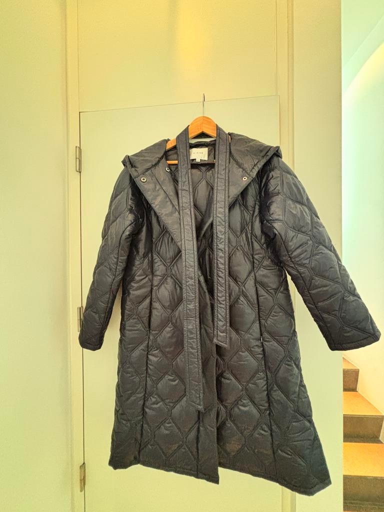 Jas van het merk Gigue - maat 34, Kleding | Dames, Jassen | Winter, Verzenden, Zo goed als nieuw, Maat 34 (XS) of kleiner