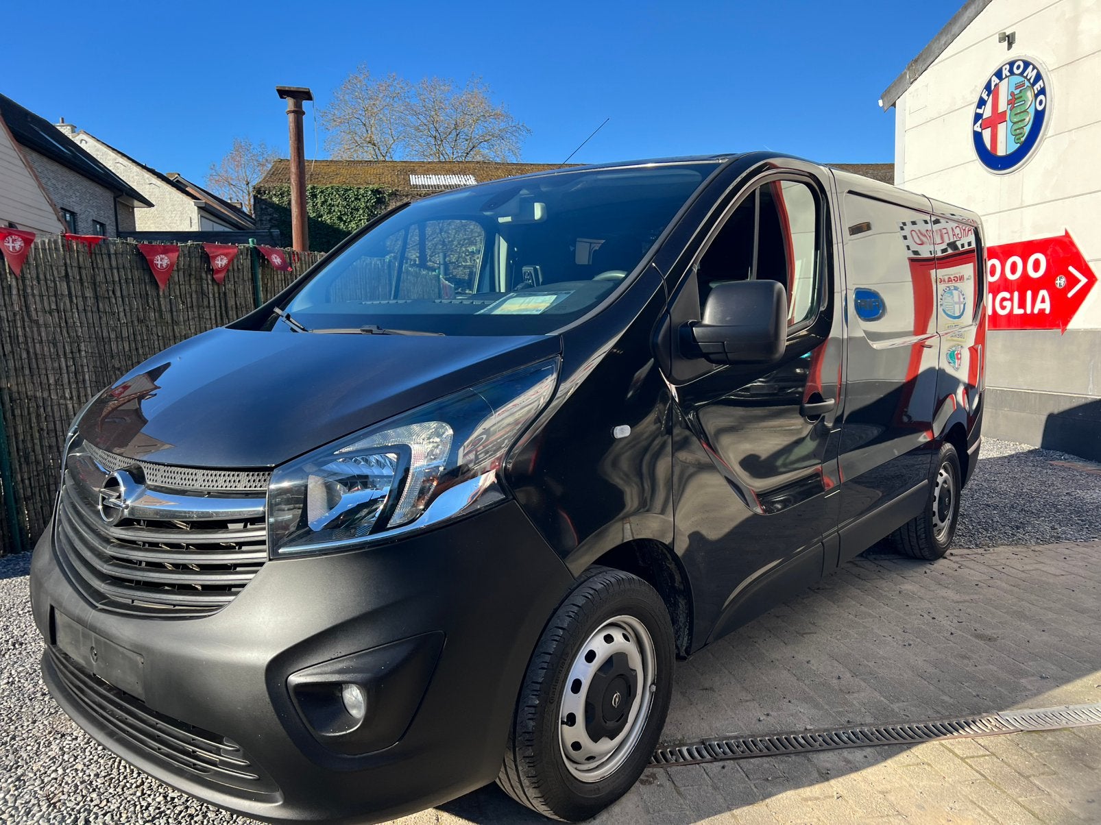 Opel vivaro / 47.000 km, Euro 6, https://public.car-pass.be/vhr/b20a53b9-94da-4056-bb80-454ba067a07f, Bedrijf, Cruise Control