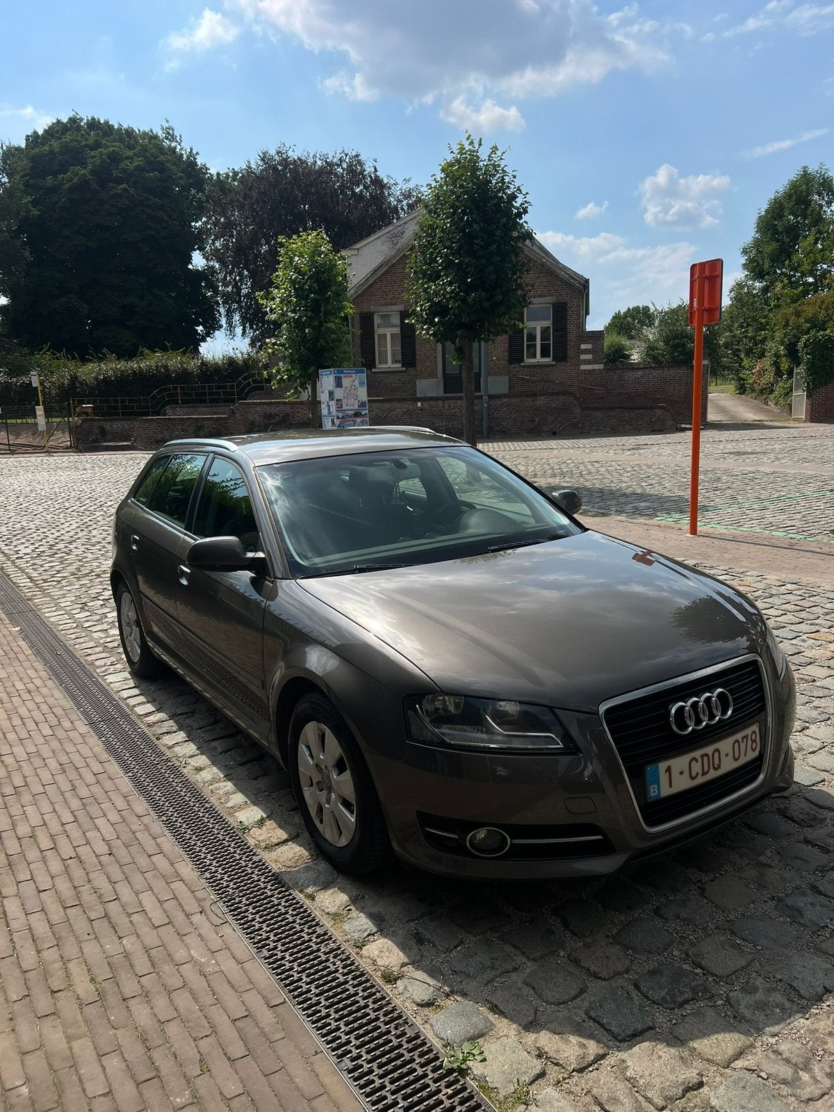 Audi a3 1.6 tdi, Voorwielaandrijving, Euro 5, Stof, Bruin