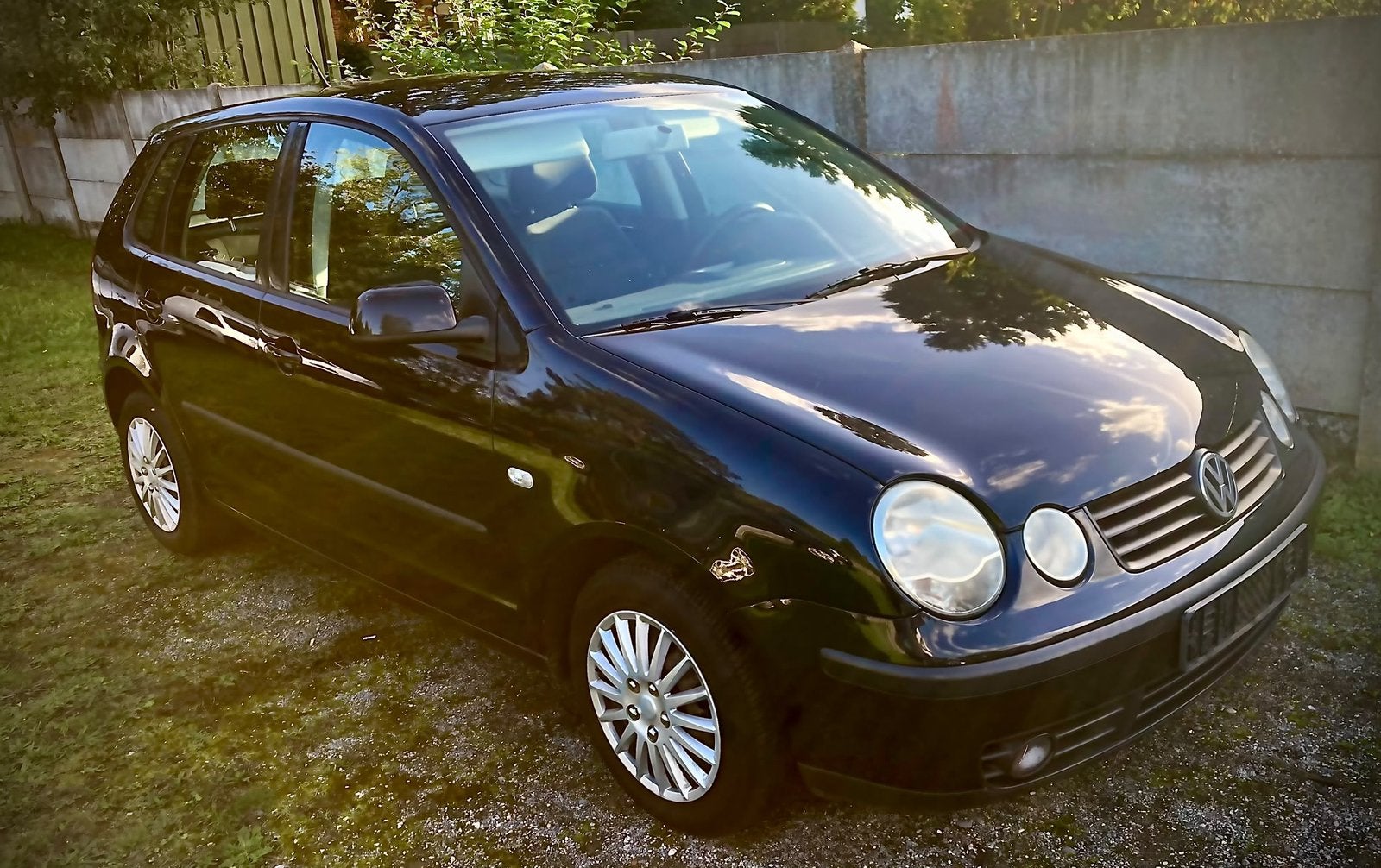 Vw polo 1200cc benzin gekeurd voor verkoop met carpass, Auto's, Stof, Elektrische ramen, Zwart, Bedrijf
