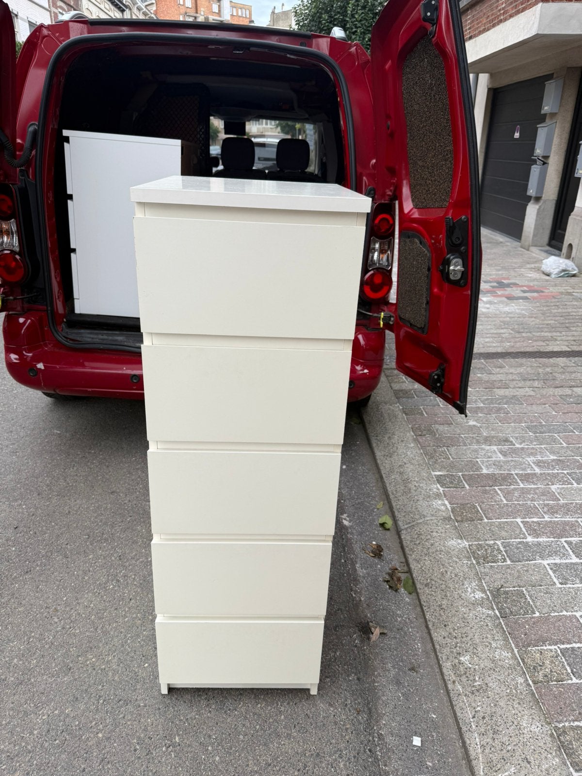Commode IKEA 5 tiroris MALM, Maison & Meubles, Armoires | Commodes, Enlèvement