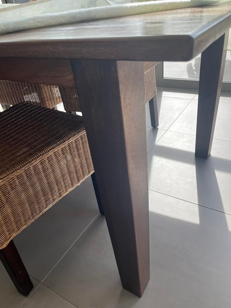 Table à manger en merbau entièrement en bois, Cinq personnes ou plus, Enlèvement, Utilisé, Rectangulaire