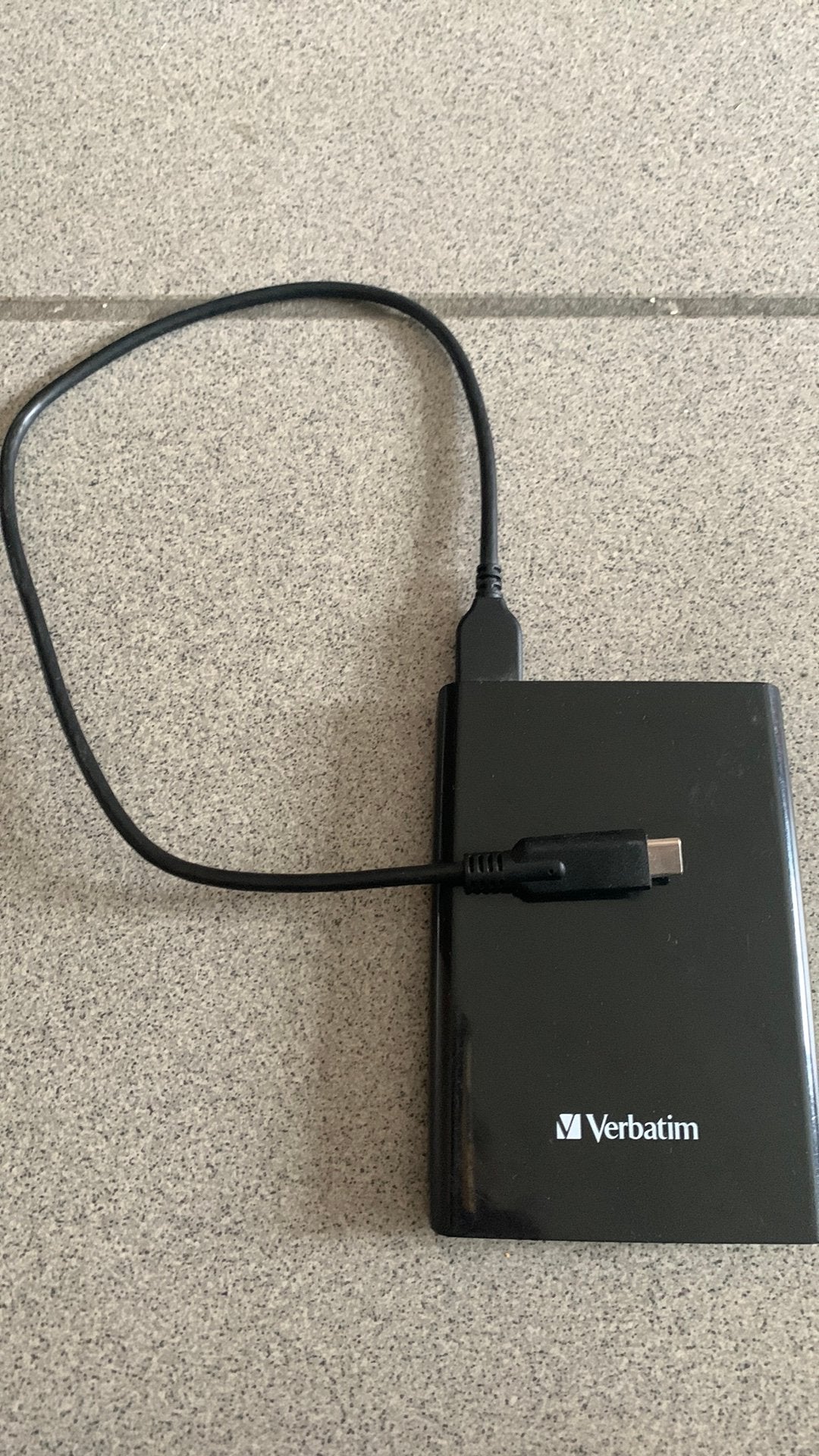 Externe harde schijf 1tb usb c kabel, Computers en Software, Harde schijven, Ophalen, Zo goed als nieuw