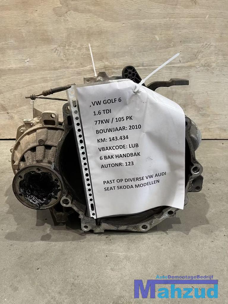 VW GOLF 6 1.6 TDI Versnellingsbak LUB 6bak handbak, Auto-onderdelen, Gebruikt, Volkswagen, Volkswagen AG, Vw@volkswagen.de