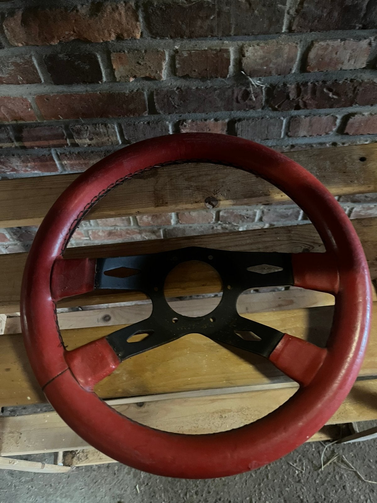 3 oude auto sturen, Enlèvement