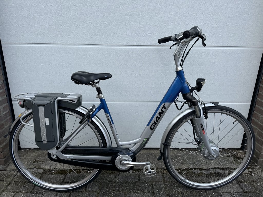 Giant elektrische fiets met twee accu’s | maat M, Ophalen, Gebruikt, Versnellingen, Giant