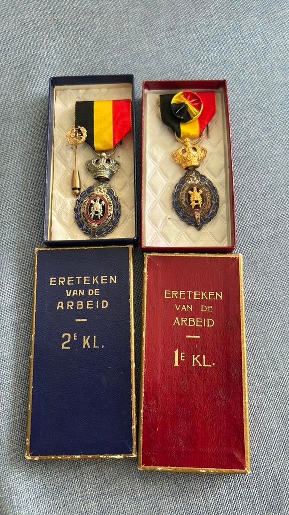 Eretekens, Postzegels en Munten, Ophalen of Verzenden