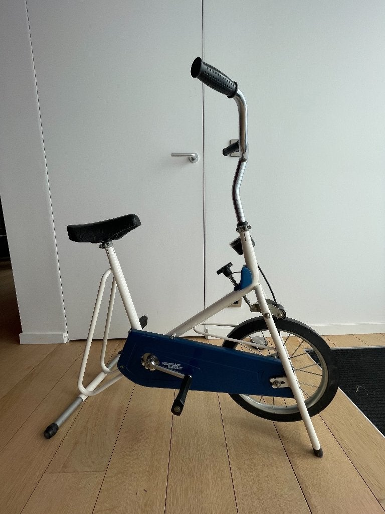 Hometrainer, Sports & Fitness, Appareils de fitness, Jambes, Enlèvement, Utilisé, Vélo d'appartement