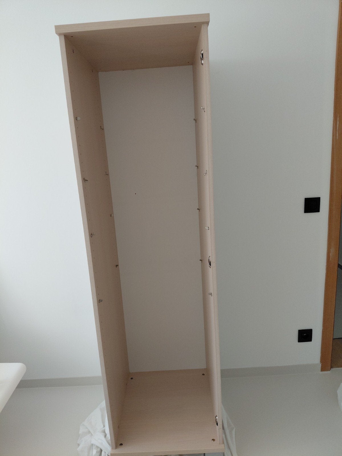 kast met 4 legplanken ,, Ophalen