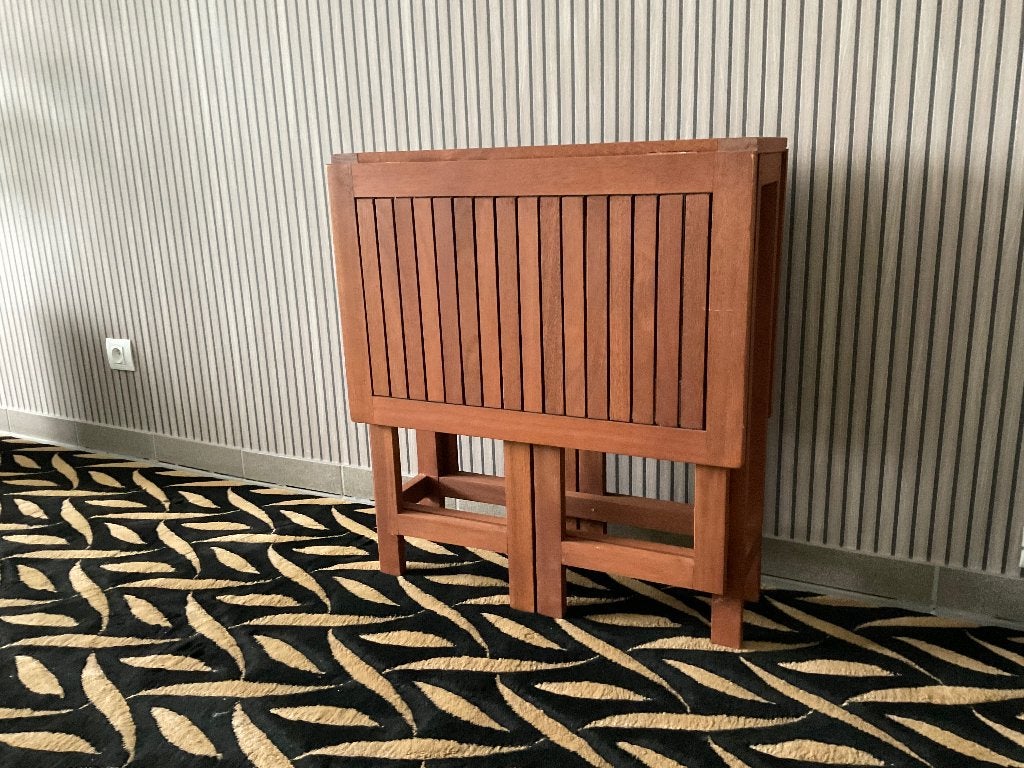 Inklapbare tafel van eucalyptus, Huis en Inrichting, Tafels | Eettafels, Ophalen, 50 tot 100 cm, Nieuw, 50 tot 100 cm