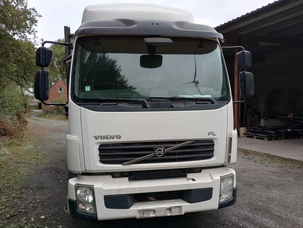 Volvo FL, Automaat, Wit, Diesel, Grijs