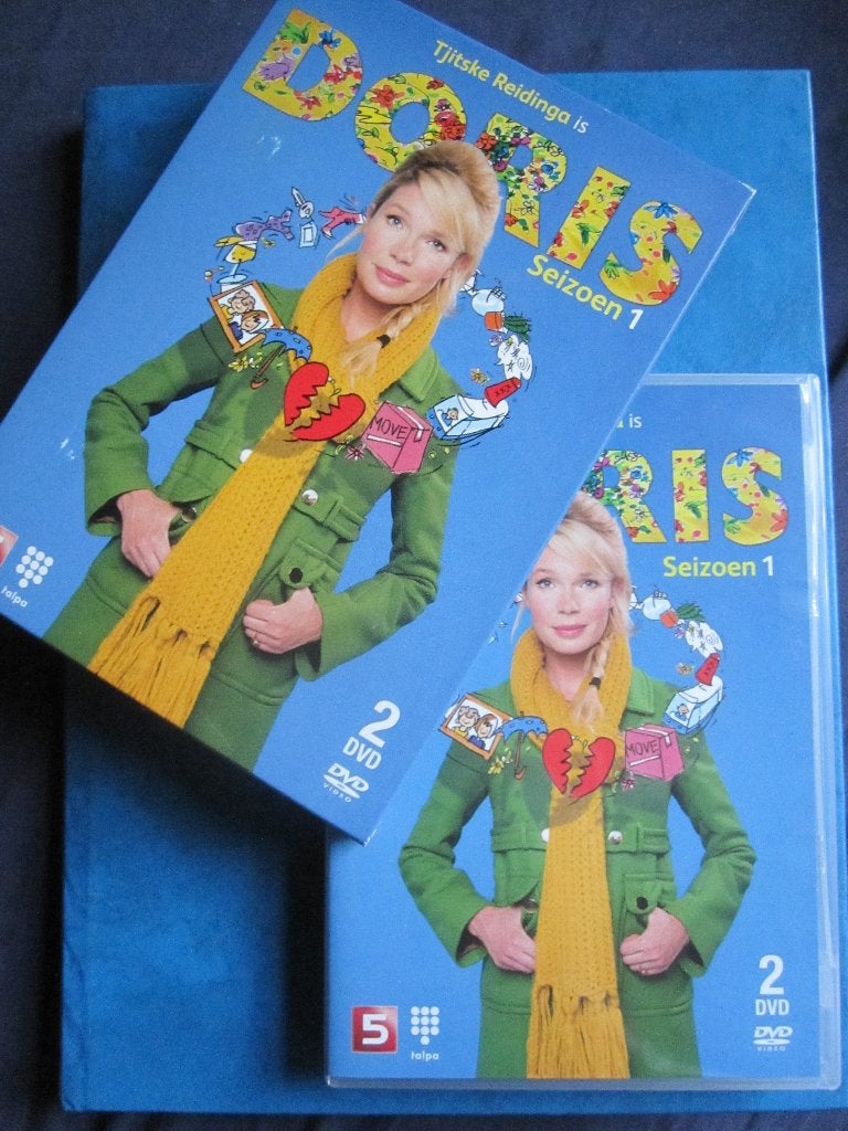 Doris : Saison 1 (2013) 2 disques, CD & DVD, Comprend un boîtier, Enlèvement ou Envoi, Comme neuf, Comédie