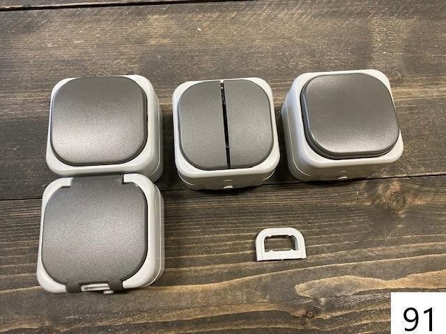 0091. Schakelmateriaal / schakelaar combinatie / Niko / Popp, Ophalen, Nieuw