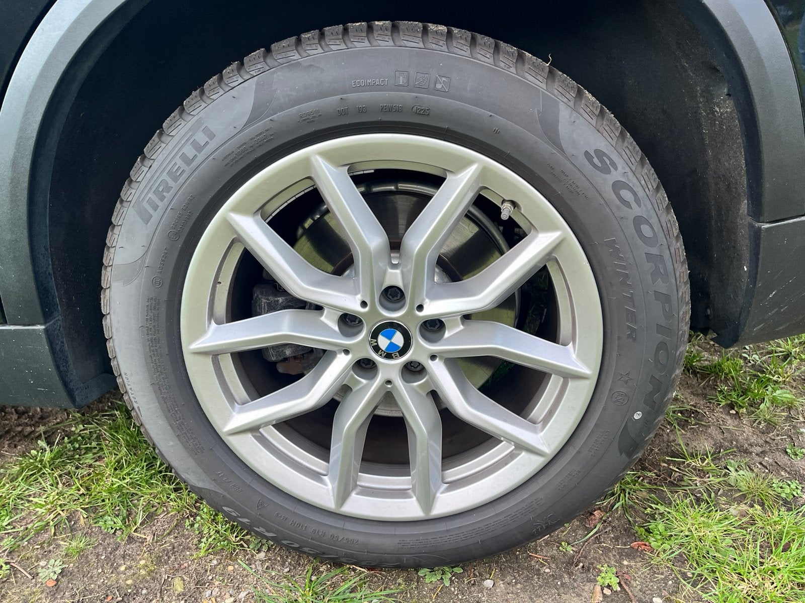 Kit hiver BMW X5 G05 jantes avec pneus d'hiver presque neufs, Pneus et Jantes, Pneus hiver, 265 mm, 19 pouces
