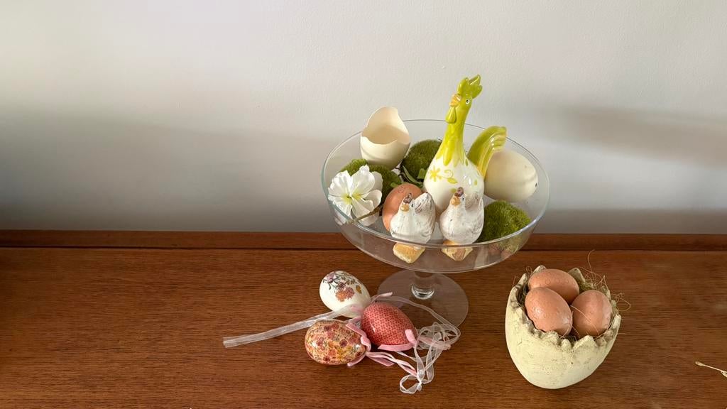 Decoratieve set Pasen, Ophalen, Zo goed als nieuw