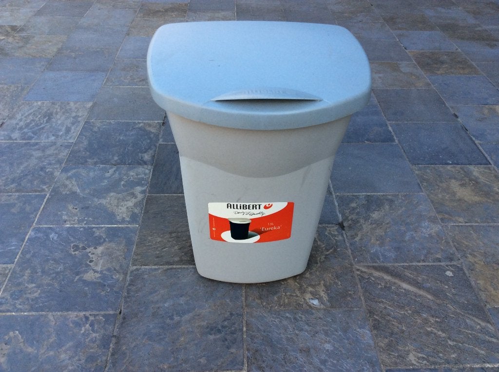 allibert vuilbakje 15 liter, 10 à 20 litres, Enlèvement, Utilisé, Synthétique