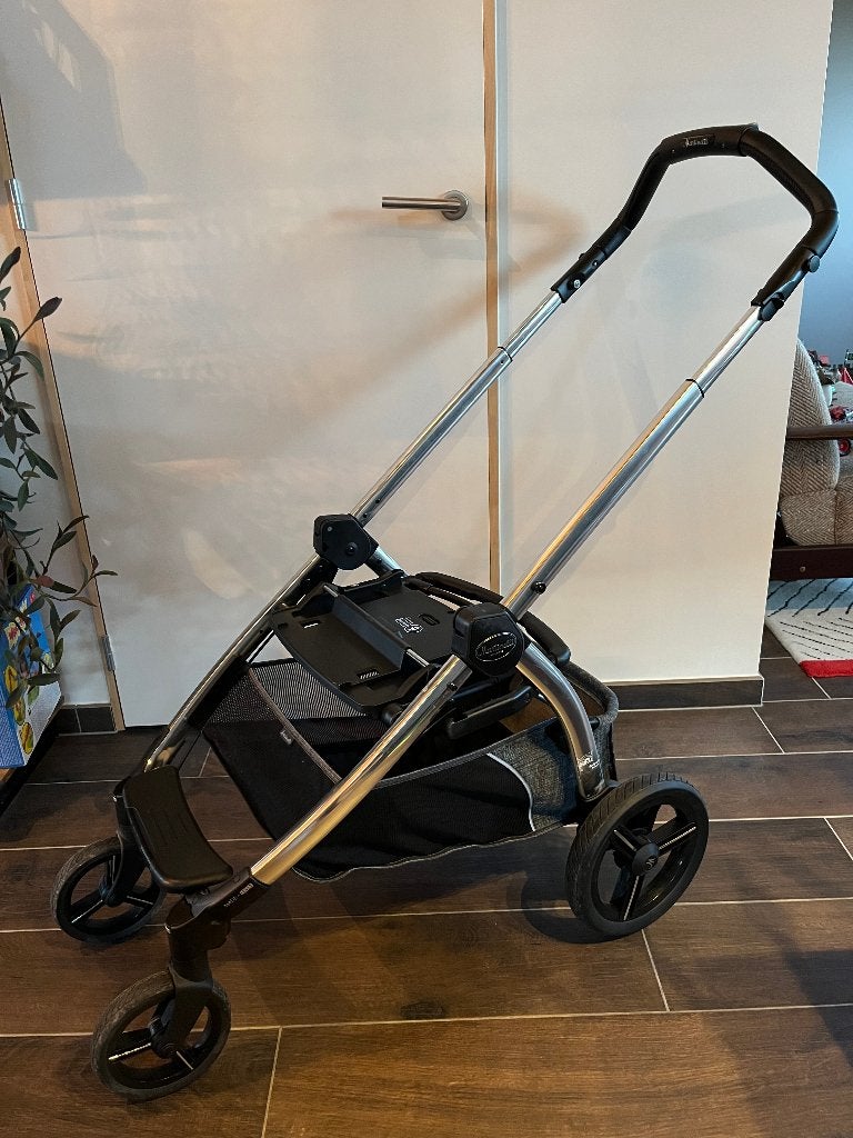 Martinelli Book kinderwagen onderstel, Autres marques, Comme neuf, Poussette, Tige de poussée réglable