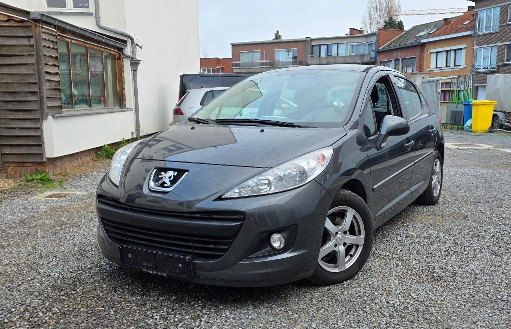 Peugeot 207- 1.4essence / 2010 - 5Portes /, Autos, Peugeot, Entreprise, ABS, Caméra de recul, Alarme, Bluetooth, Ordinateur de bord