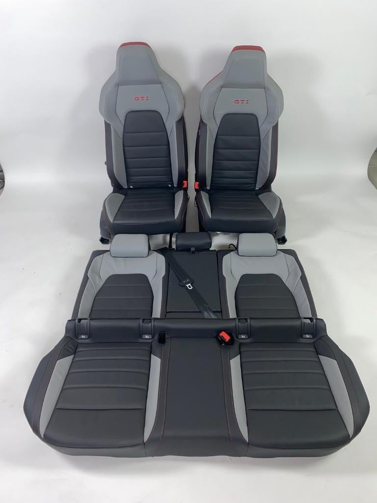 Interieur VW Golf 8 GTI CS (CD) Grijs/Rood, Auto-onderdelen, Interieur en Bekleding, Ophalen of Verzenden, Gebruikt, Volkswagen