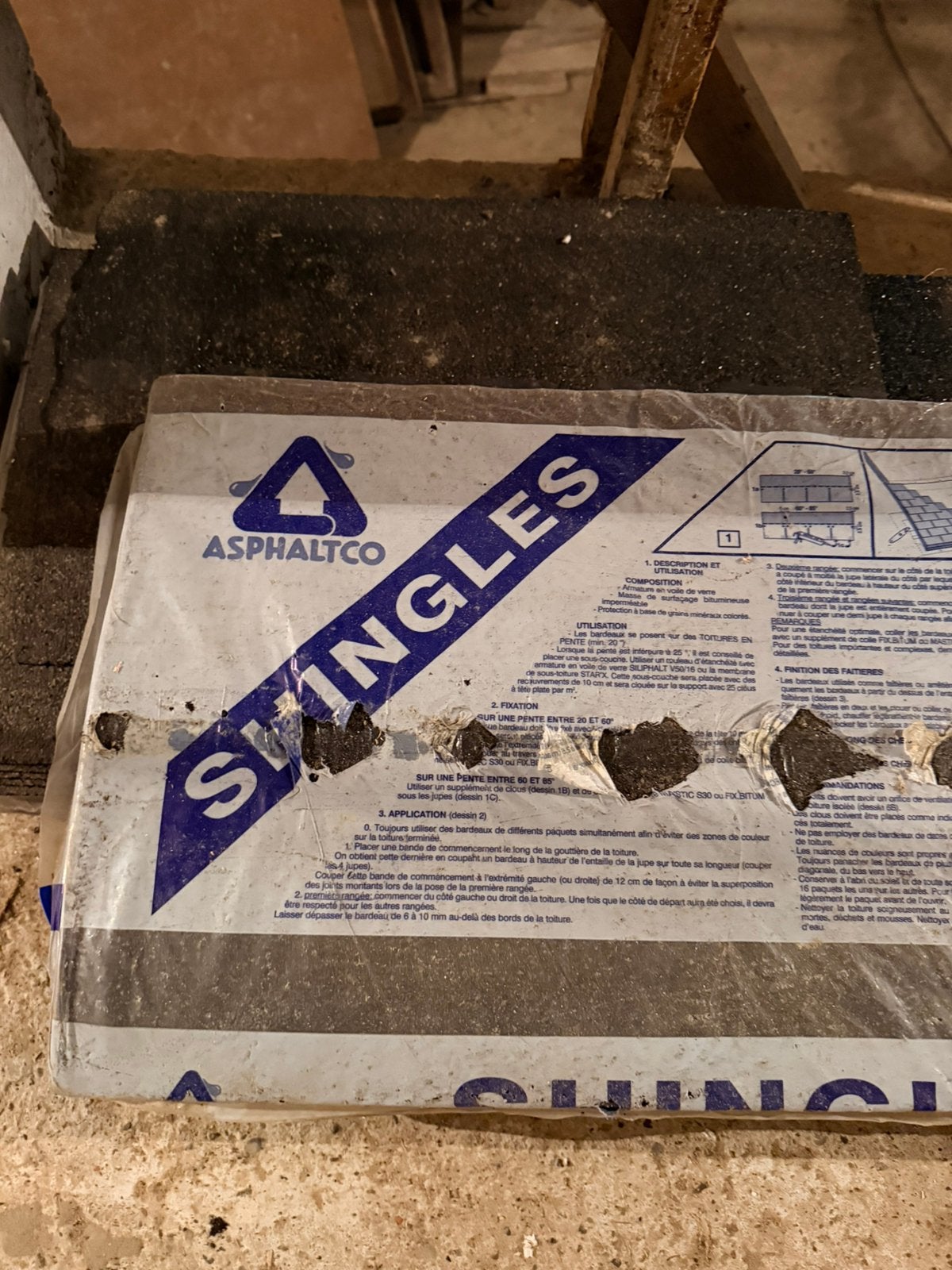 Asphaltco shingles zwart 2 pakken, Doe-het-zelf en Bouw, Ophalen, Zo goed als nieuw, Overige materialen, Dakisolatie