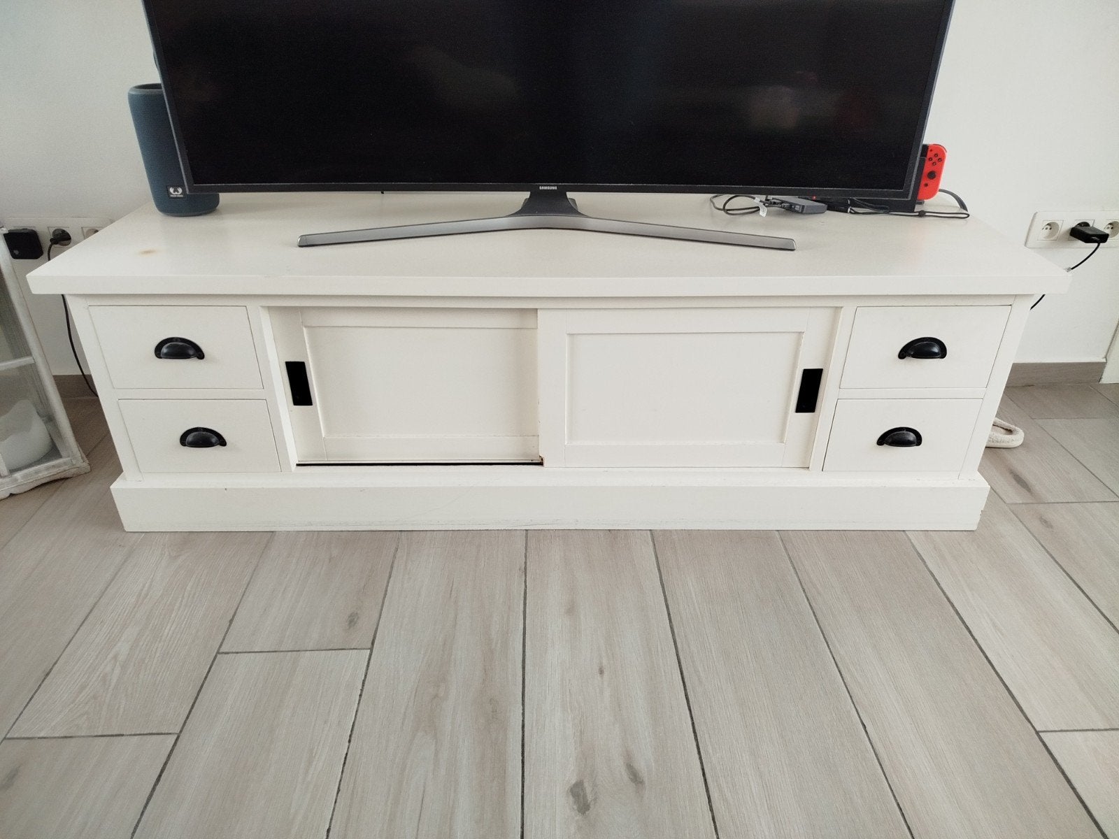 Tv meubel, Ophalen
