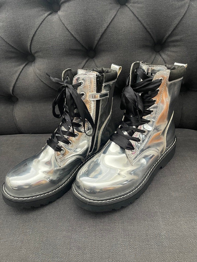 Unieke designer boots sneakers 38 van Diesel chroom glans, Kleding | Dames, Ophalen of Verzenden, Zo goed als nieuw, Diesel, Sneakers