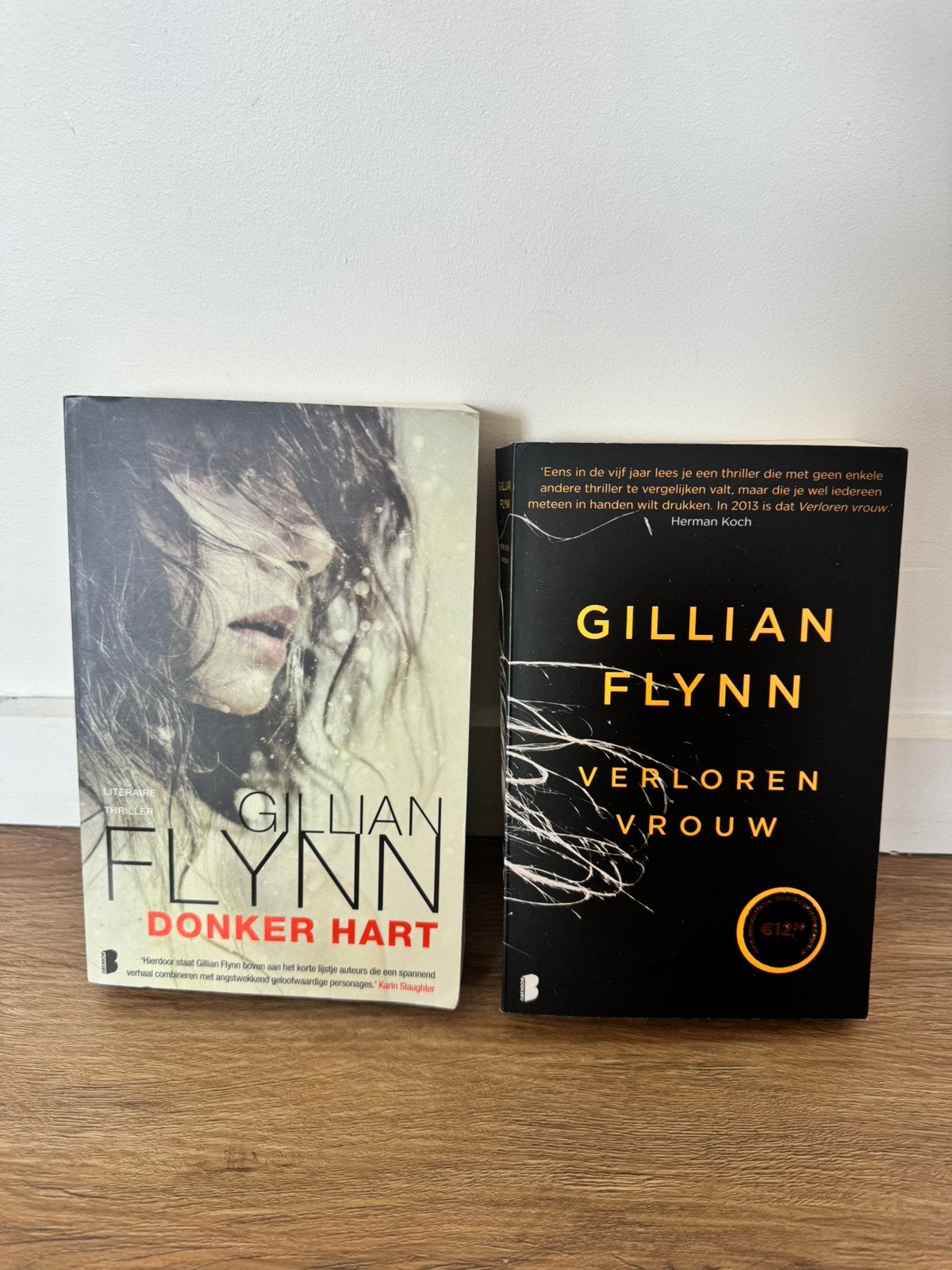 2 Boeken Gillian Flynn, Ophalen of Verzenden, Zo goed als nieuw