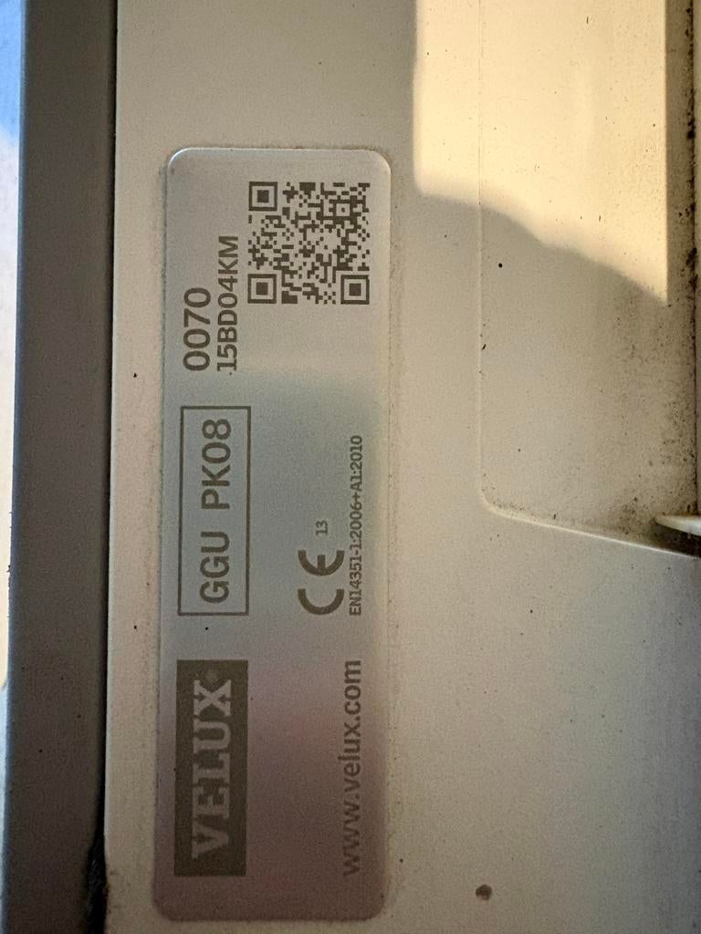 Velux ggu pk08 kiepraam. Barst in glas. Gratis., Ophalen, Gebruikt