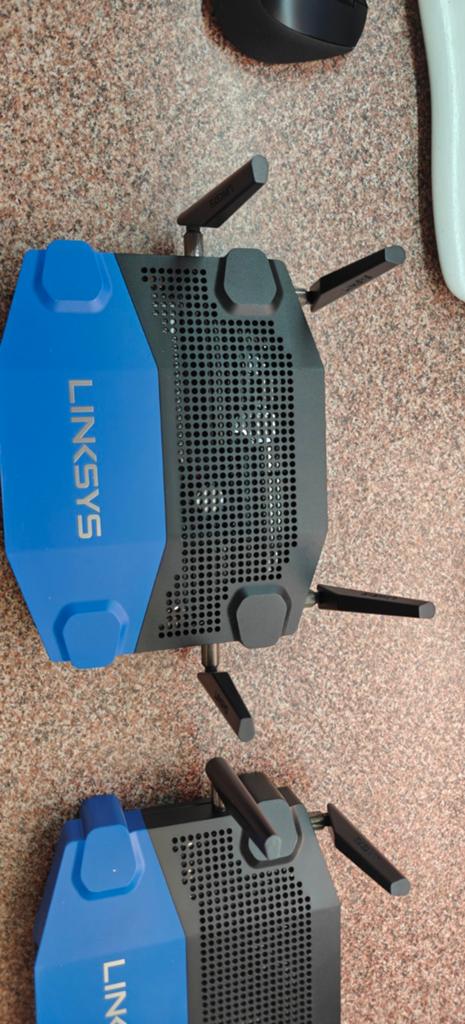 2 pro Linksys routers AC 1900 en AC 2300, Computers en Software, Ophalen of Verzenden, Router