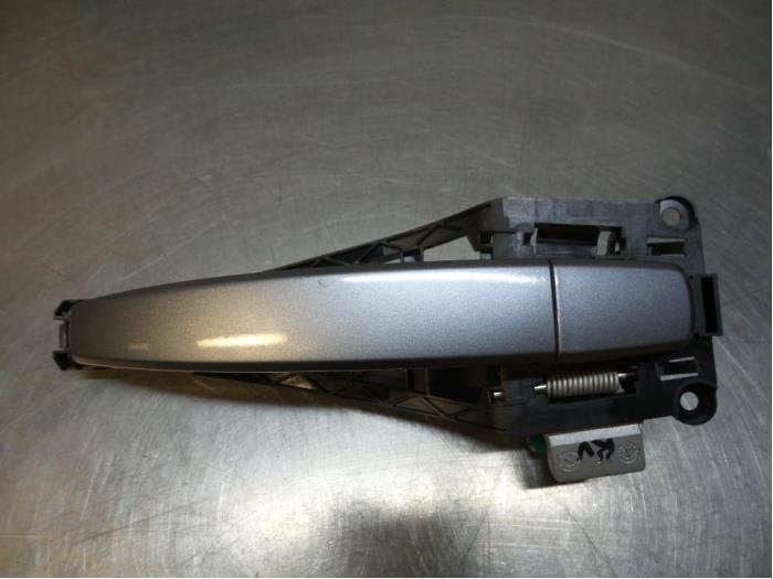Poignée portière 4portes avant droite d'un Opel Zafira B (, -, Opel, 3 mois de garantie, Utilisé
