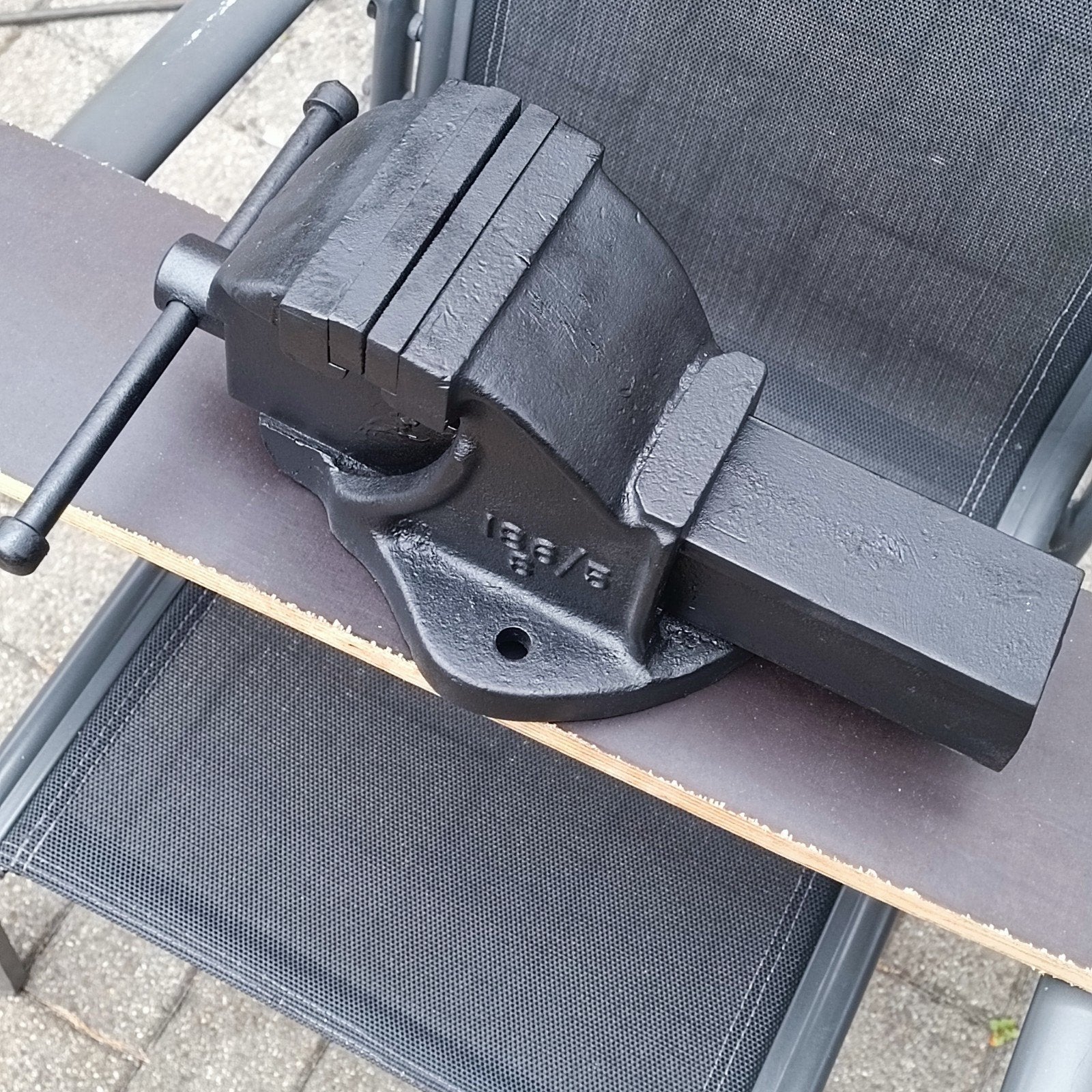 Bankvijs / bankschroef

prijs 45 euro, Ophalen, Bankschroef