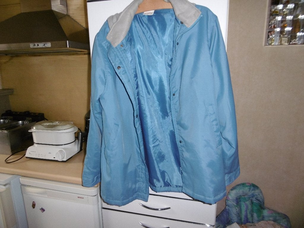 gilet pour femmes, bleu « damart » M-L, Vêtements | Femmes, Taille 42/44 (L), Enlèvement ou Envoi, Comme neuf, Bleu
