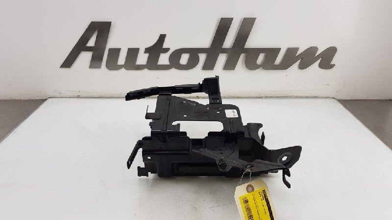 BAC A BATTERIE Audi A3 Sportback (8VA / 8VF), Utilisé, Audi