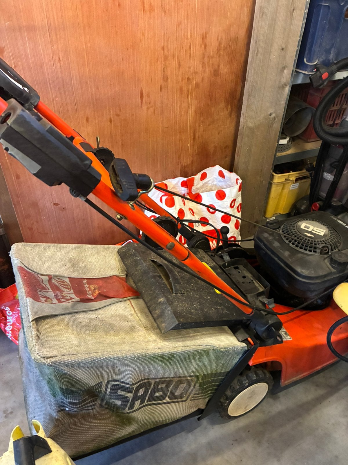 SABO grasmaaier benzine zelftrekker, Ophalen, Cirkelmaaier, Gebruikt, 40 t/m 49 cm